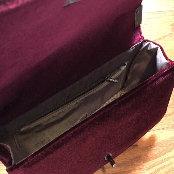 Burgundy velvet bag - Picture 4 of 5